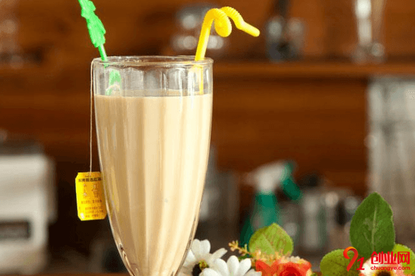 季憶奶茶加盟店賺不賺錢？一年能賺二十萬嗎？