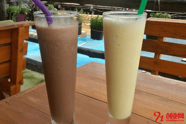 龐志欽奶茶加盟要求有哪些?加盟費用相同嗎?