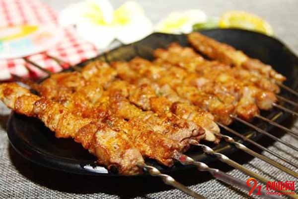 該怎么加盟金剛山燒烤?看完你就知道加盟路線了