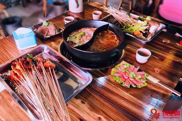 洛陽(yáng)灶門(mén)簽加盟費(fèi)用是多少?開(kāi)店簡(jiǎn)單嗎?