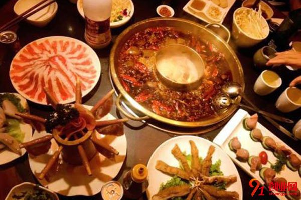 巴蜀大門戶火鍋加盟電話?帶你輕松走上致富之路