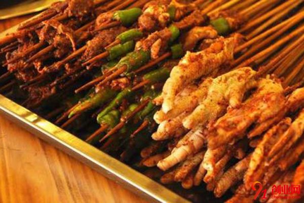 屋頭串串香利潤如何?會帶給你豐厚的利潤