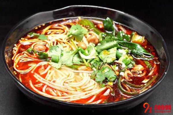 旗鼓村米線加盟費是多少?投資費用很合理