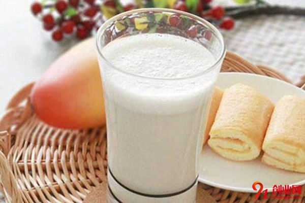 藍(lán)色狂想奶茶加盟品牌怎么樣?好品牌影響力大