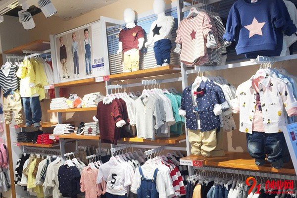 七彩搖籃童裝加盟條件