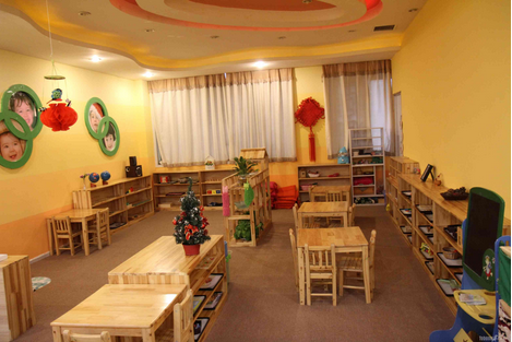 蒙特梭利早教中心