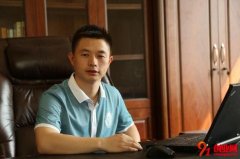 循環家具創業第一人，打動劉強東，植樹18萬棵