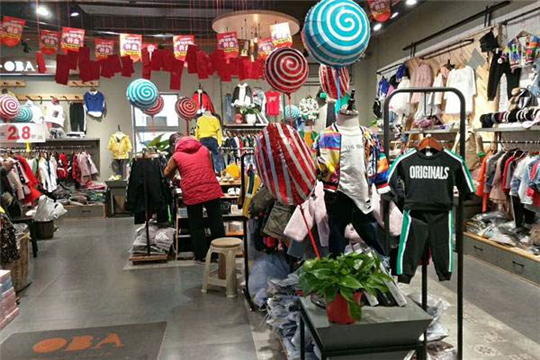 歐抱抱童裝加盟門店 歐抱抱童裝加盟門店