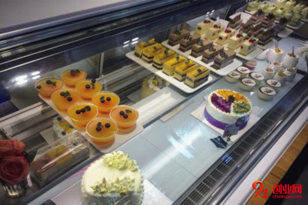 山山烘培蛋糕店加盟 山山烘培蛋糕店加盟