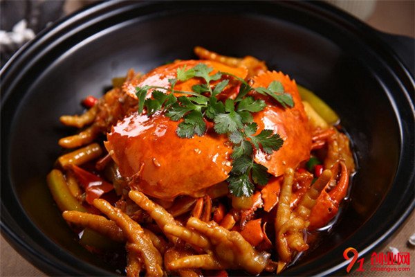 多嘴肉蟹煲加盟流程