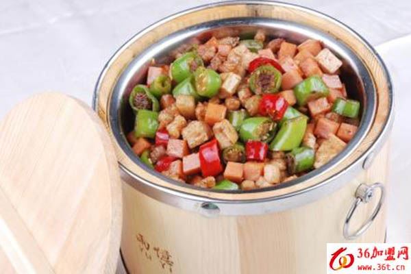 一桶天下木桶飯加盟條件 一桶天下木桶飯加盟條件