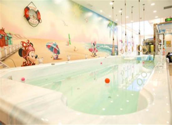伊親嬰兒游泳館加盟