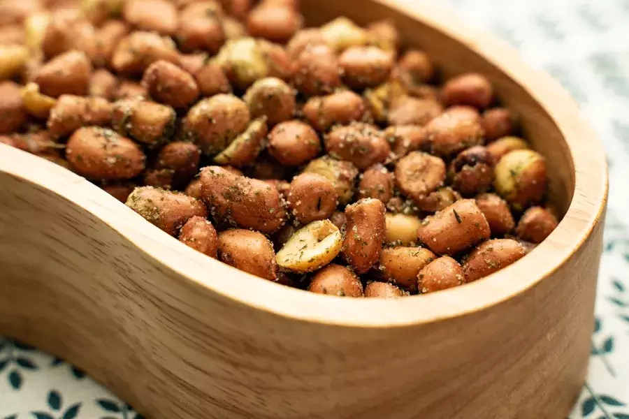 在山林只買大紅腸?你錯過了整桌美食