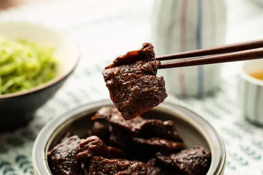 在山林只買大紅腸?你錯過了整桌美食