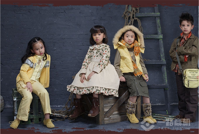 娃哈哈童裝加盟