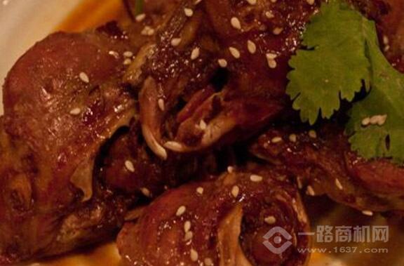 吳山罍記貢鵝加盟