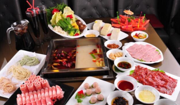 宮?；疱? /></p>
<p>宮?；疱伷放坪?jiǎn)介：</p>
<p>宮牛火鍋，從世界各地收集財(cái)富，享受宮殿般的盛宴，品嘗曾經(jīng)無數(shù)人夢(mèng)mysterious以求的美味佳肴。在宮?；疱?，您不僅可以品嘗健康的美味佳肴，還可以體驗(yàn)優(yōu)雅的就餐環(huán)境。宮牛火鍋是一種口味各異的火鍋，融合了北方和南方的特色，完全可以滿足食客的口味。</p>
<p><img src="http://www.mrvs.com.cn/d/file/p/2021/05-14/a6fa3870385eef8076a7ad41940867dd.jpg" alt=