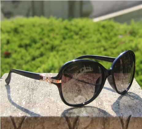 花雨傘太陽(yáng)鏡怎么樣是名牌嗎,佩戴效果測(cè)評(píng)