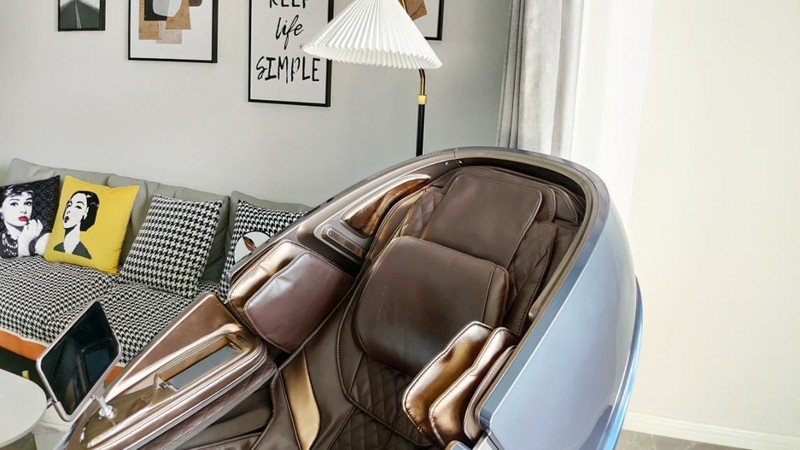 高端按摩椅怎么選？資深體驗官帶來榮泰RT8900按摩椅測評