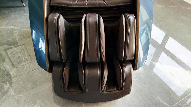 高端按摩椅怎么選？資深體驗官帶來榮泰RT8900按摩椅測評
